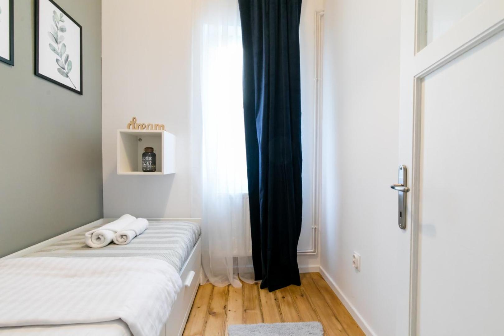 Heart Of The City - Cozy Apartments In Prime Location Boekarest Kamer foto