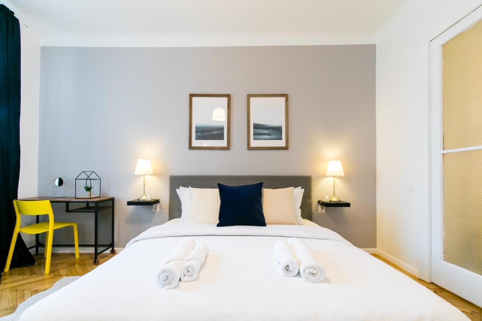 Heart Of The City - Cozy Apartments In Prime Location Boekarest Kamer foto