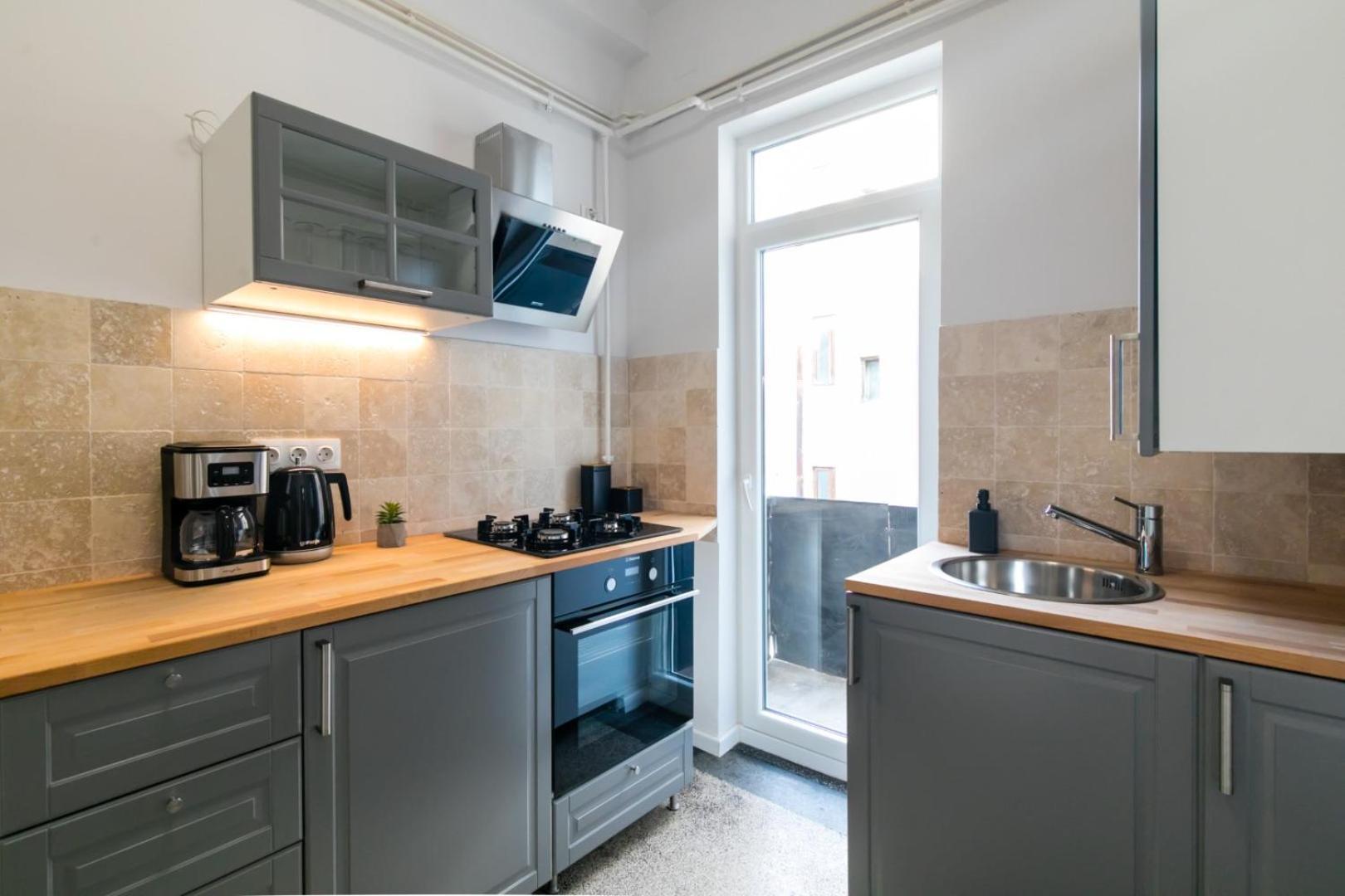 Heart Of The City - Cozy Apartments In Prime Location Boekarest Kamer foto