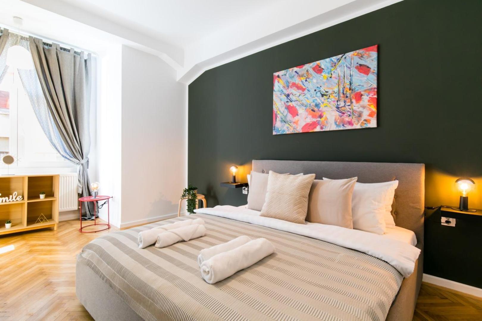 Heart Of The City - Cozy Apartments In Prime Location Boekarest Kamer foto